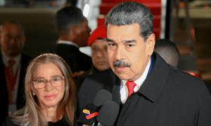 要么辞职，要么战场上见，美方已通告委内瑞拉政府，中国外交部火速表态！