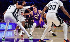 NBA官方公布湖人马刺裁判报告 末节1.2秒存在关键误判