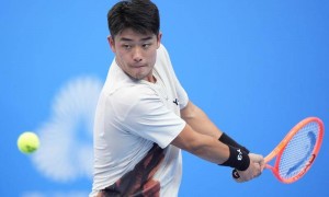 全运会网球：商竣程2-1逆转头号种子 王欣瑜鏖战2-1王曦雨进四强