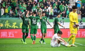 血洗！中超-法比奥戴帽王子铭两球 国安8-1亚泰