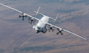 114吨机体断成V型坠毁，人员被甩出，俄军“空中巨兽”谢幕