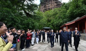 习近平在陕西宝鸡市和甘肃天水市考察调研